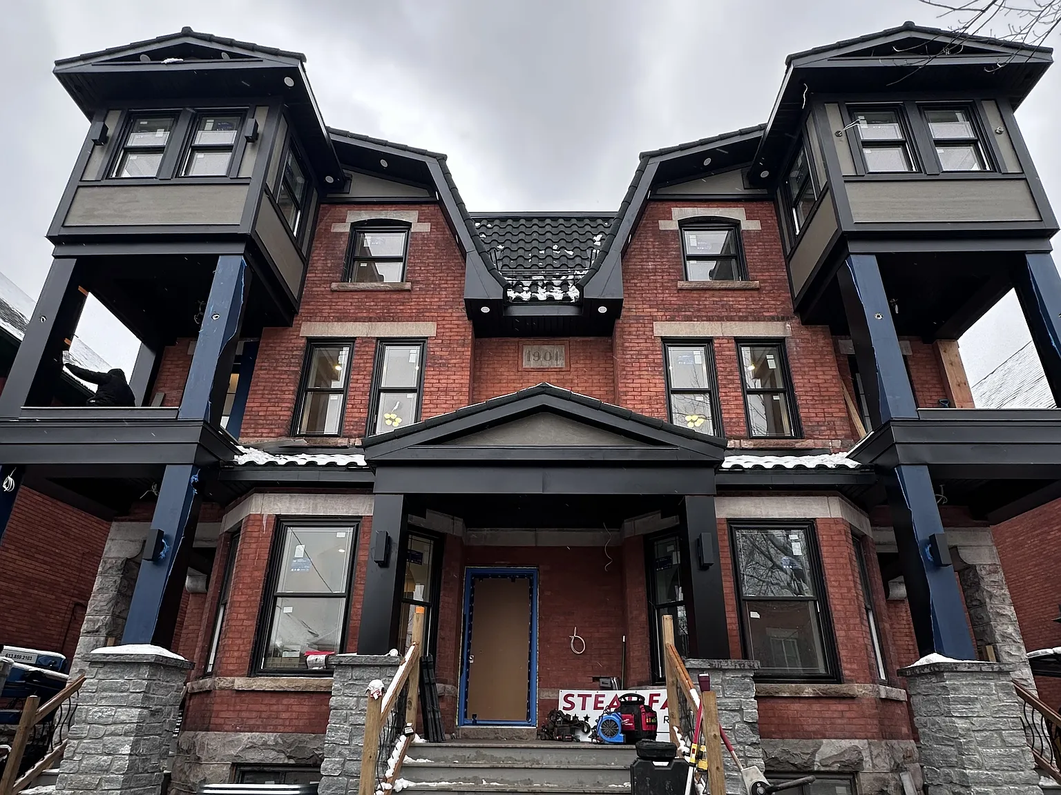 157-159 James Street — Photo 1