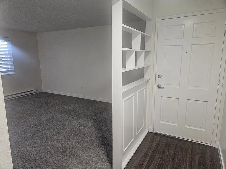 Unionaire Apartments — Photo 32