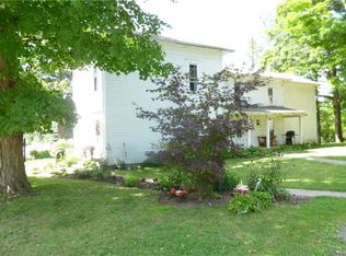 601 Holland Rd, Arcade, NY 14009