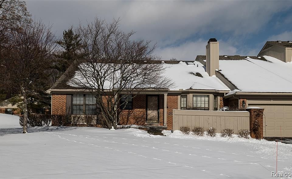 1st image of 7364 Barrington Ct