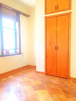 Rented by Rapid Realty Cobble Hill | media 55