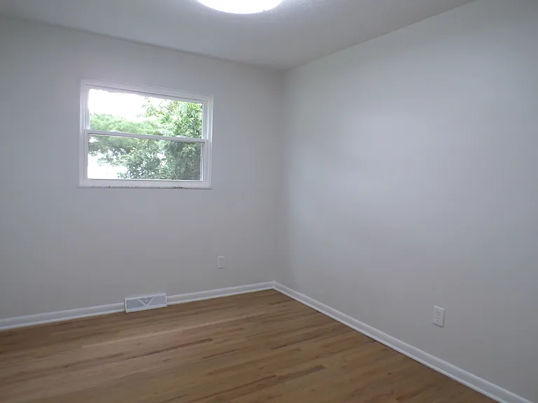 2066 Holt Ave — Photo 13