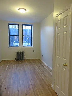 Rented by Space Real Estate | media 8