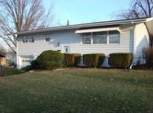 505 Madison St, Pella, IA 50219