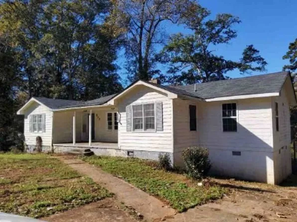 217 Central Lake Cir, Griffin, GA 30223