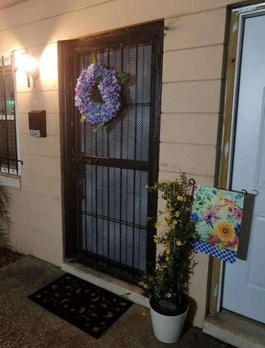 1st image of 1544 W 2nd St