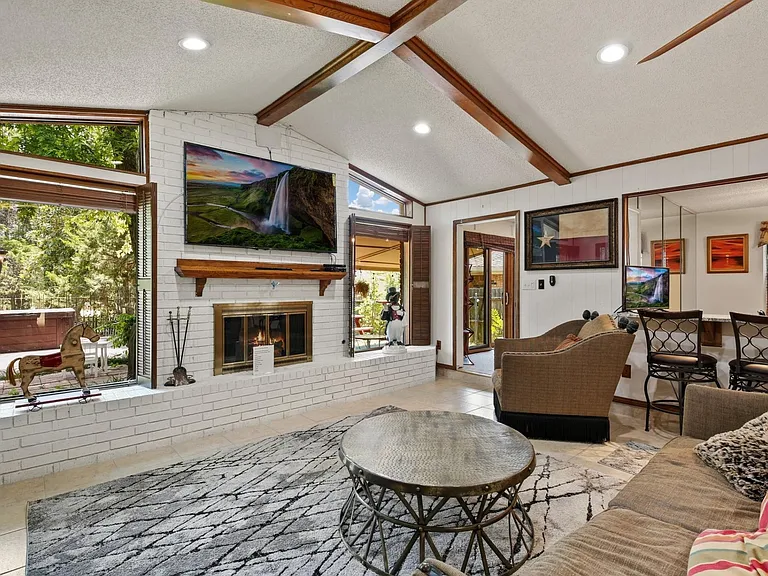847 Middle Run Ct — Photo 91