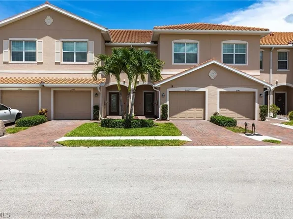 2748 Blossom Way, Naples, FL 34120