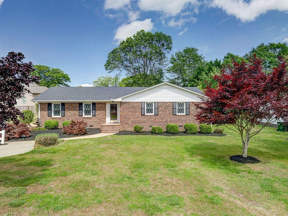 3 Lorena Dr, Taylors, SC 29687 Zillow