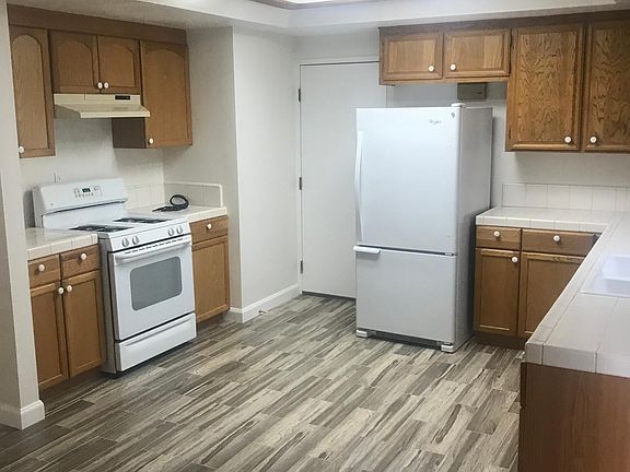 5th image of 2060 Menalto Ave