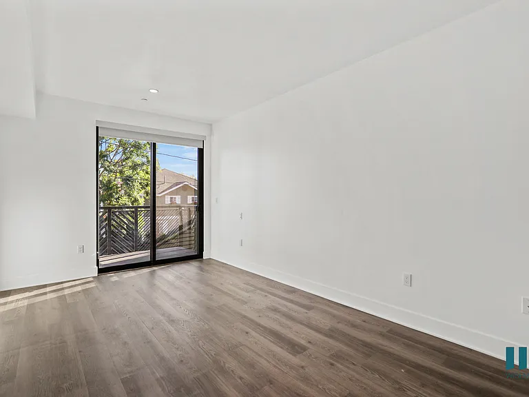 Living Room with Vinyl Flooring and Balcony