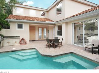 5678 Lago Villaggio Way, Naples, FL 34104