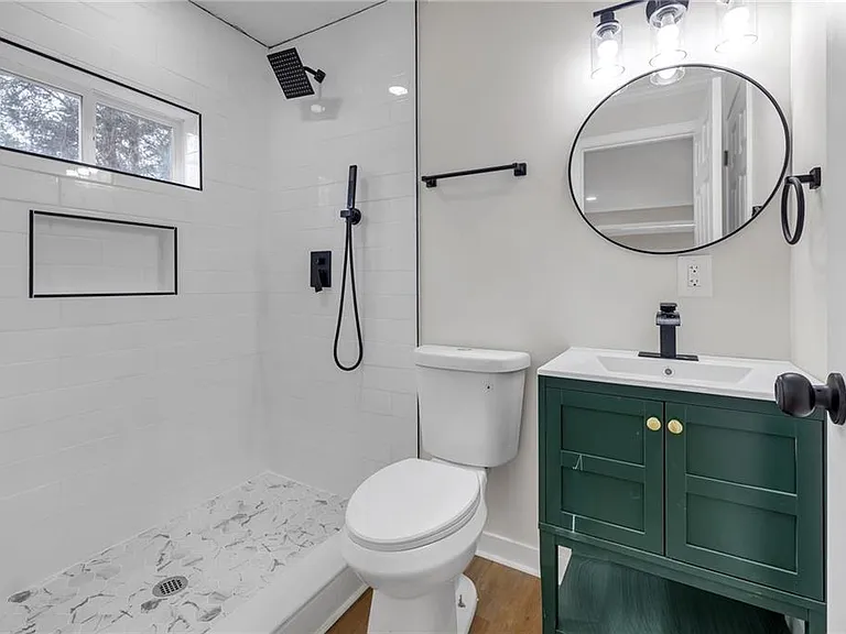 2060 Baker Rd NW — Photo 20