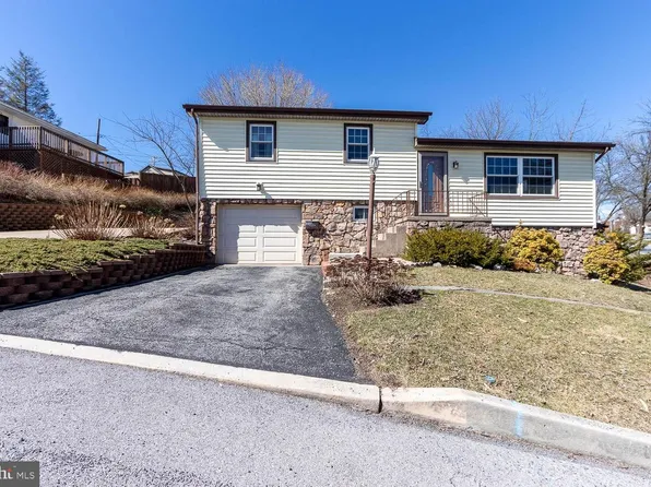 1818 Bell Ave, Altoona, PA 16602