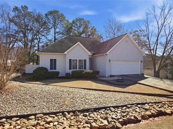 201 Providence Ct, Seneca, SC 29678