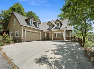 765 Del Norte Ln, Lake Arrowhead, CA 92352