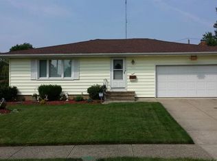 3405 Arrow Ln, Parma, OH