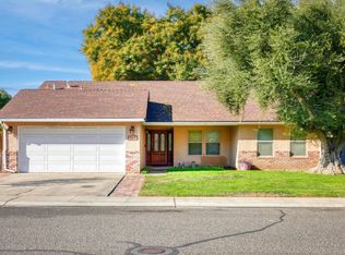 1917 Fox Glen Dr, Hughson, CA 95326