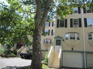 202 Rising Trail Dr #202J, Middletown, CT 06457