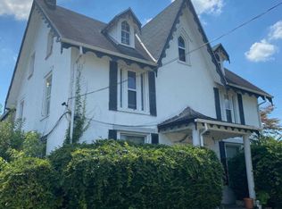 36 6th St, Brookhaven, PA 19015