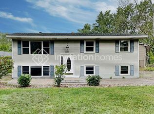 2457 Spruce Pl, White Bear Lake, MN 55110