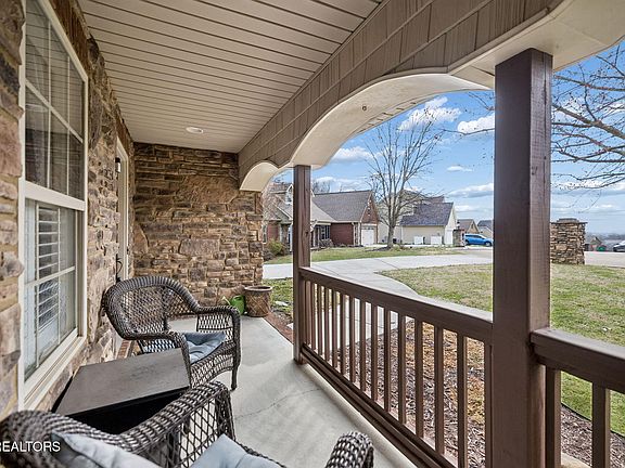 5th image of 6200 Lantern Ridge Ln