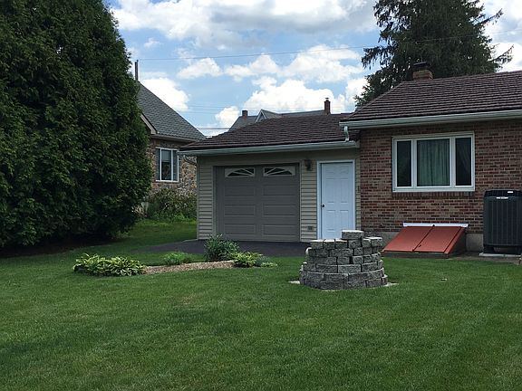 Rear Garage Door 