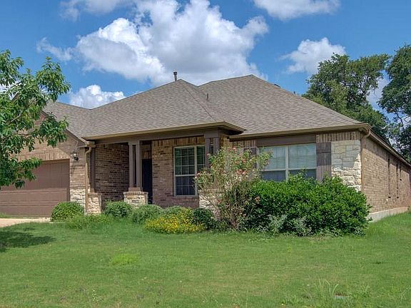 2nd image of 2317 Maxwell Dr