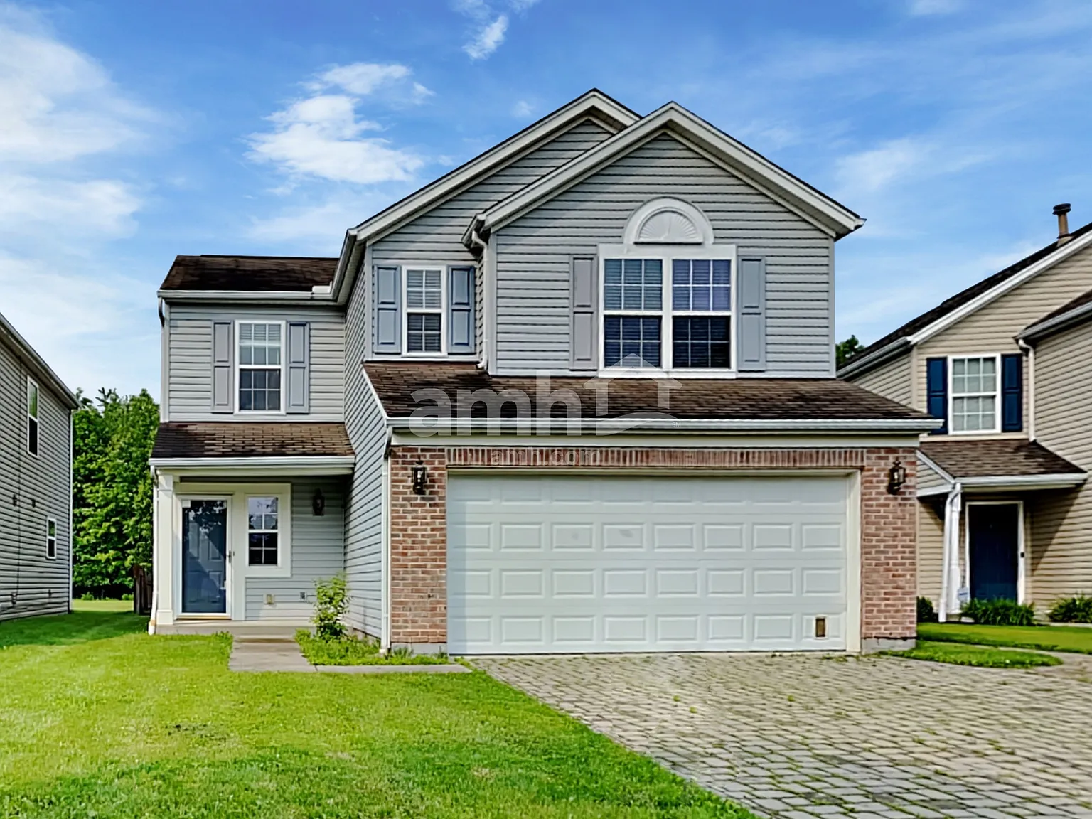 3 bed, 2.5 bath, 1594 sqft, $2,340 — Photo 1