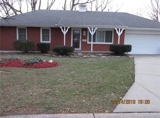 15801 E Kiger Cir, Independence, MO 64055