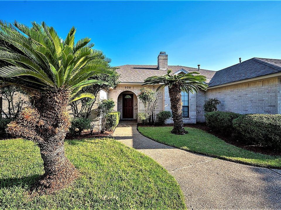 1st image of 308 Sea Gate Dr