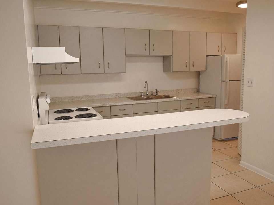 1st image of 1217 Park Ave #1A