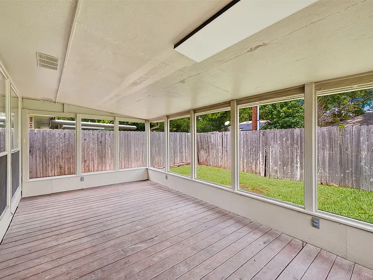 16514 Camino Del Sol Dr — Photo 36