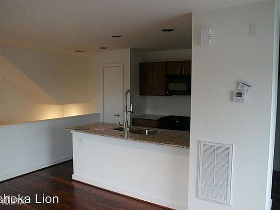 2425-wentworth-st-houston-tx-building-photo(4)