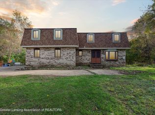 700 Frick Rd, Leonard, MI 48367