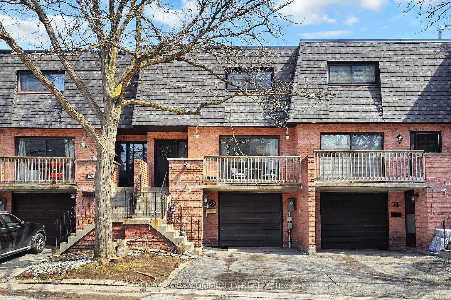 72 Ashglen Way #16 photo 1