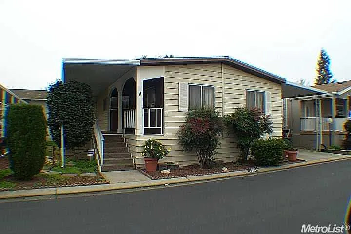 1902 Kauai Dr photo 1
