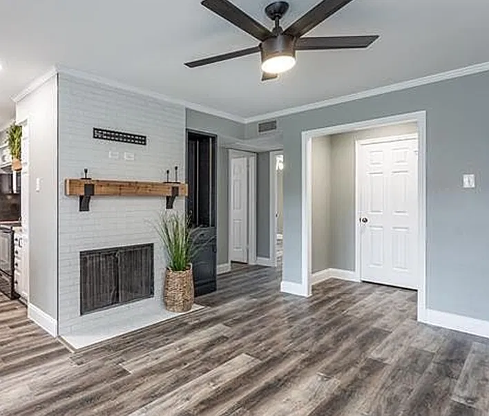 Apartment for Rent — Photo 1
