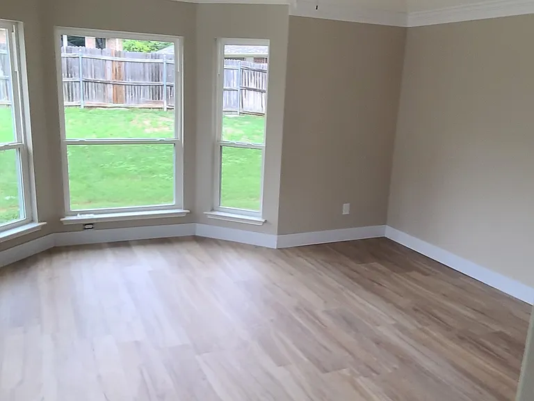 641 Cottonwood Trl — Photo 11