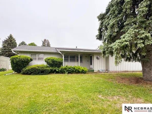6251 Nebraska Ave, Omaha, NE 68104