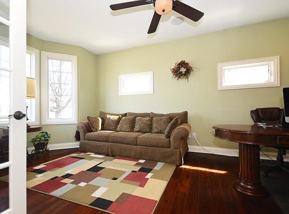 4th image of 25538 W Prairiewood Ln