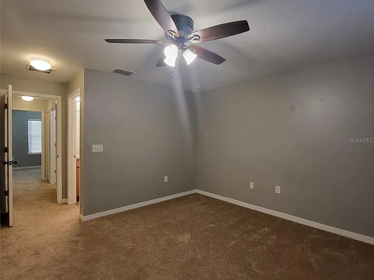 4060 Winding Vine Dr — Photo 27