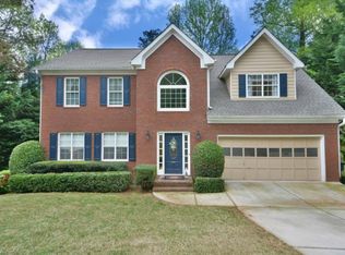 560 Woodrow Dr, Lawrenceville, GA