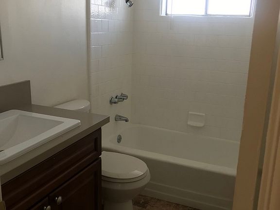 5th image of 37251 Bankside Dr APT 8