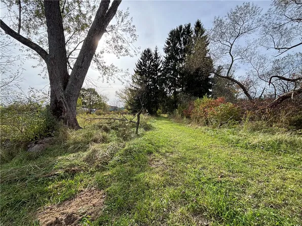 0 Rebecca St, Somerset, PA 15501