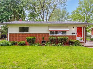 21809 Inkster Rd, Farmington Hills, MI 48336