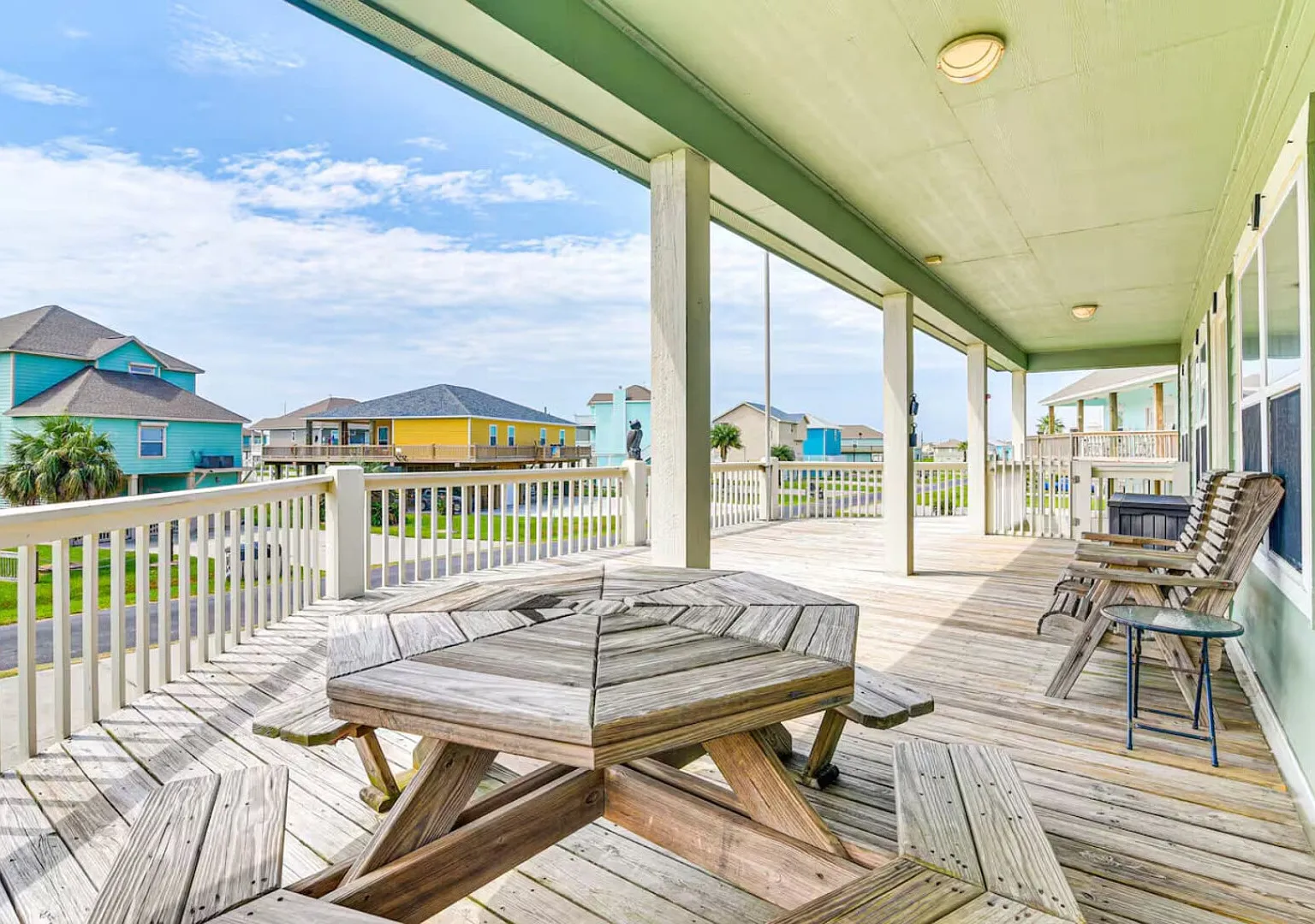 Family Retreat, Hangout Garage & Fire Pit, 3Bd/2Bth — Photo 3