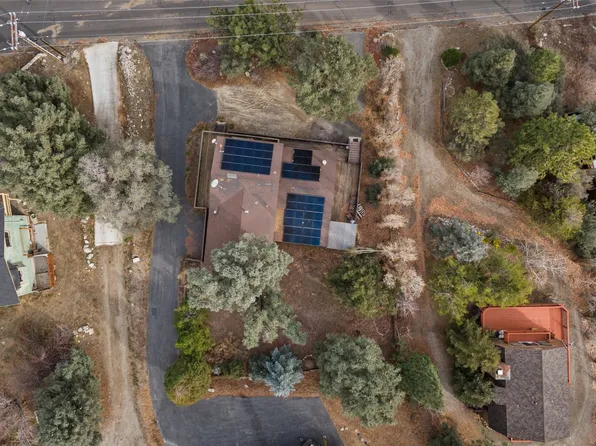 15408 Mil Potrero Hwy, Pine Mountain Club, CA 93222