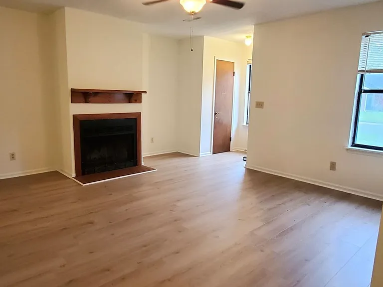 218 Miami St #2 — Photo 4