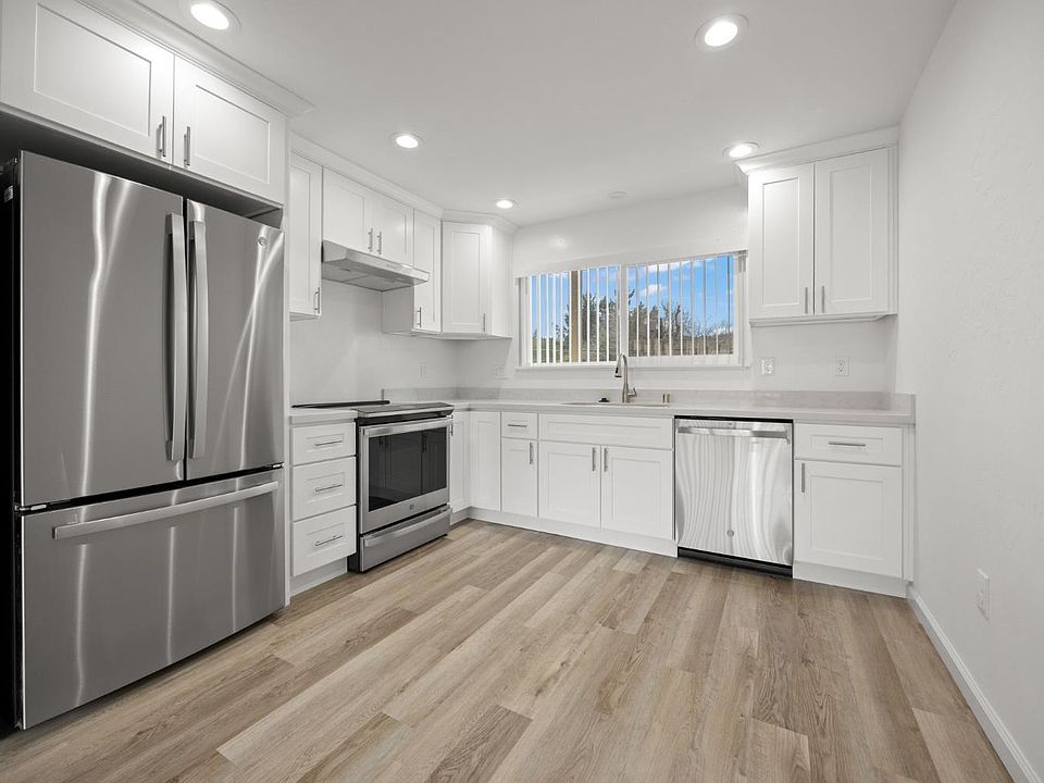 1st image of 260 Merrydale Rd APT 14